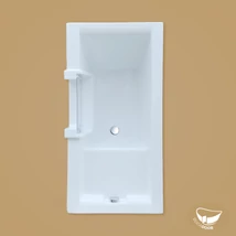 ajtóval szerelt akrilkád