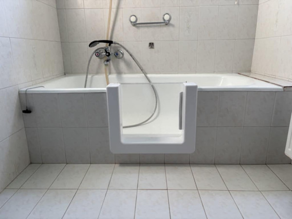 Kádajtó utólag beszerelve, kád akadálymentesítése 